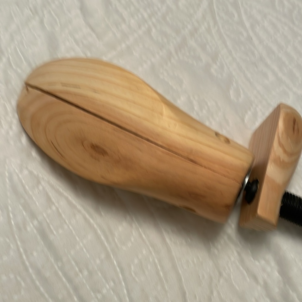 Wooden Shoe Stretcher Adjustable Unisex - Picture 5 of 7